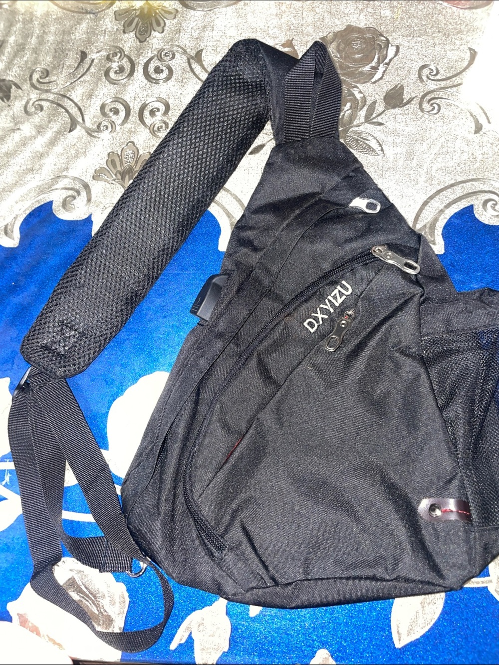 Black Men's Sling Belt Bag — Compact Crossbody Carry